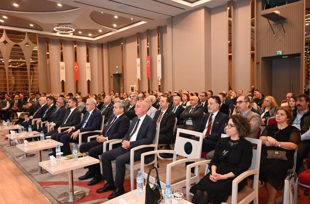 Öğretim Üyelerimiz Ormancılık Araştırma İhtisas Grupları Toplantısına Katılmıştır